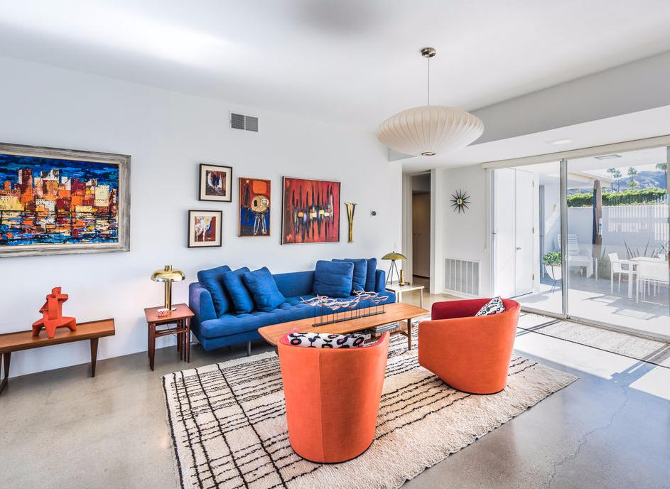 Casa Refugi Living Room